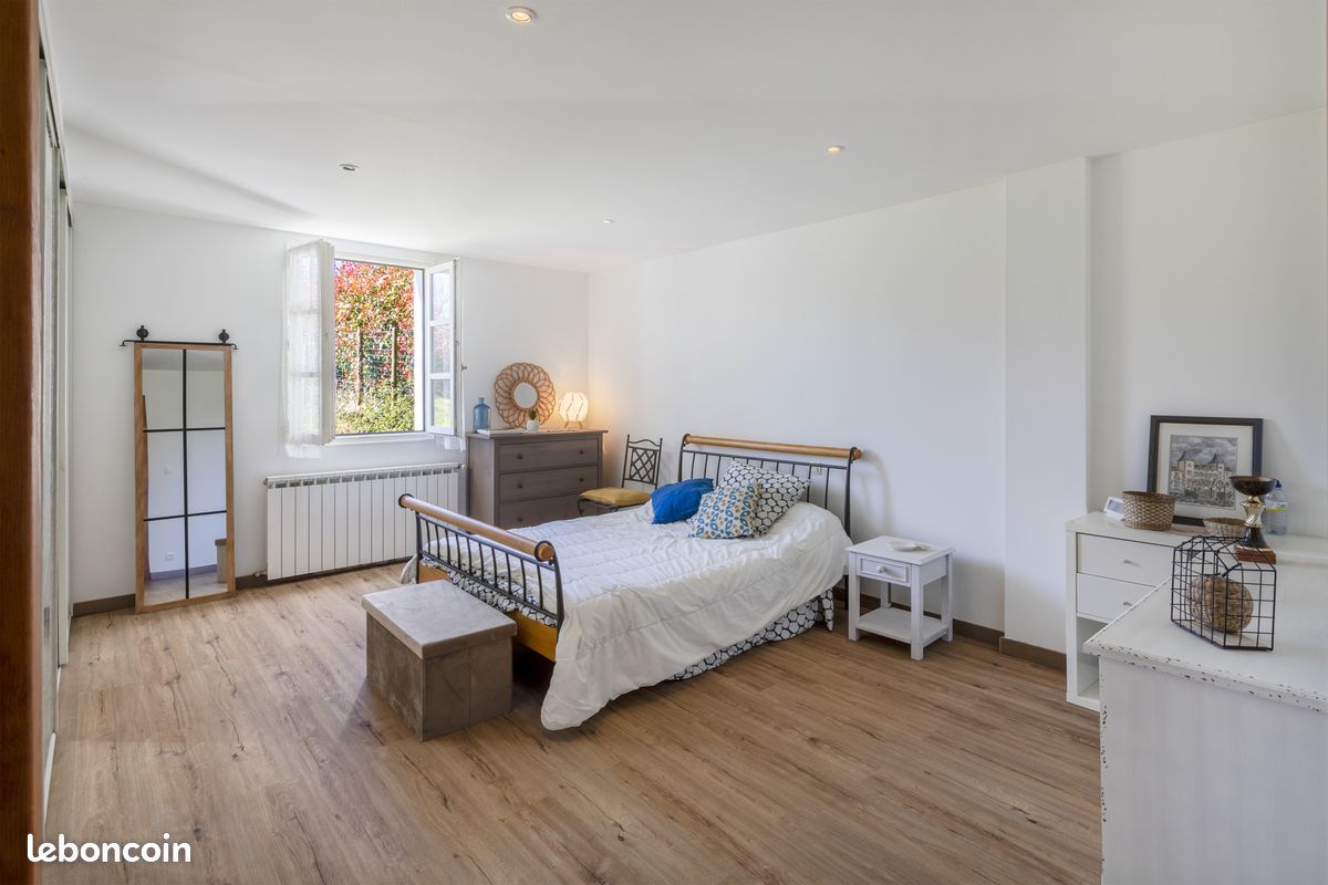 Maison 5 pièces 160 m² - Urrugne 64122 (image principale 8)
