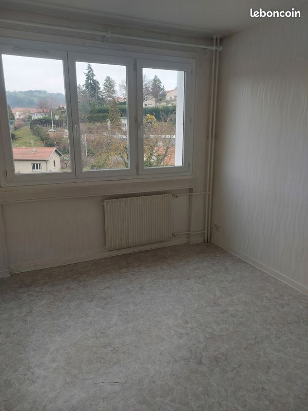 Appartement 3 pièces 47 m² · à Unieux · 47 m² · 490 €