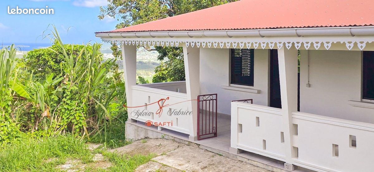 Maison 3 pièces 72 m² · au François · 72 m² · 305 000 €