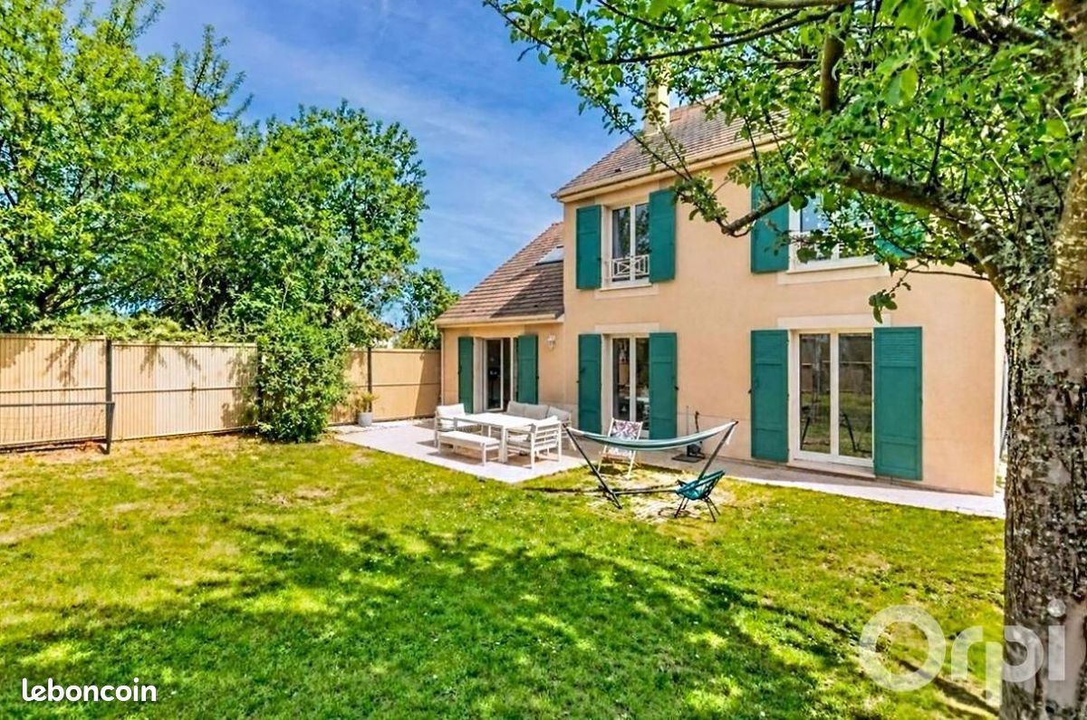 Maison 8 pièces 166 m² · à Longjumeau · 166 m² · 529 000 €