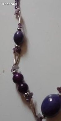 2 Colliers Pendentifs Fantaisies jamais Portés (image 10)