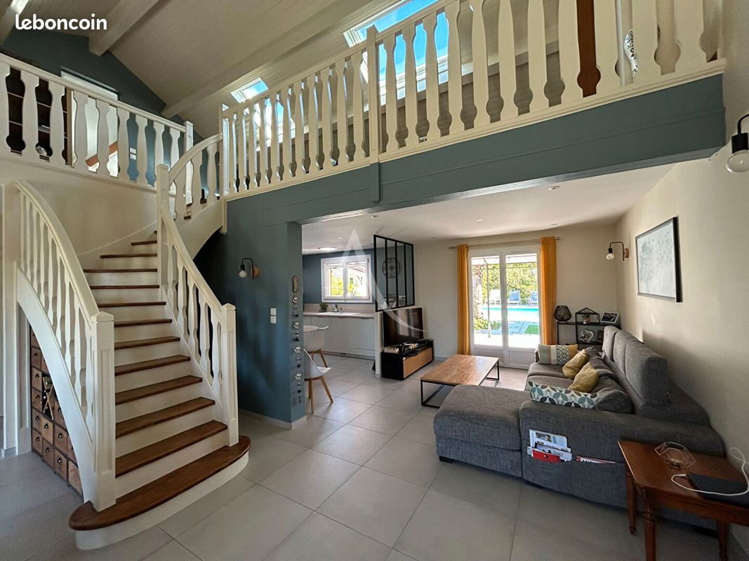 Maison 6 pièces 176 m² · à Saint-Médard-en-Jalles · 176 m² · 549 500 €