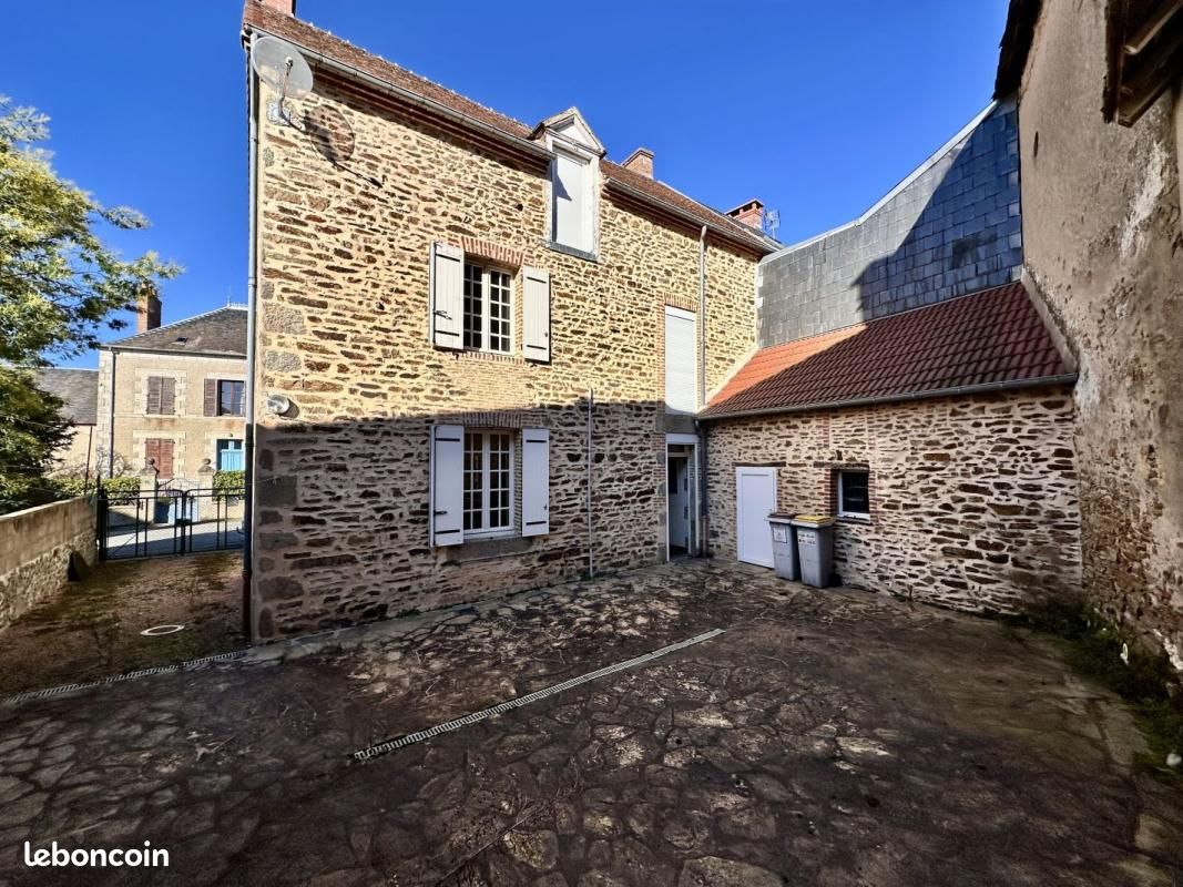 Maison 5 pièces 106 m² · à Bétête · 106 m² · 75 000 €