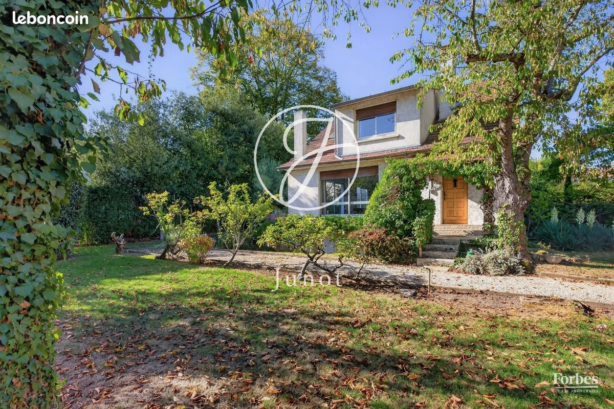 Maison 7 pièces 178 m² · à Vaucresson · 178 m² · 1 280 000 €