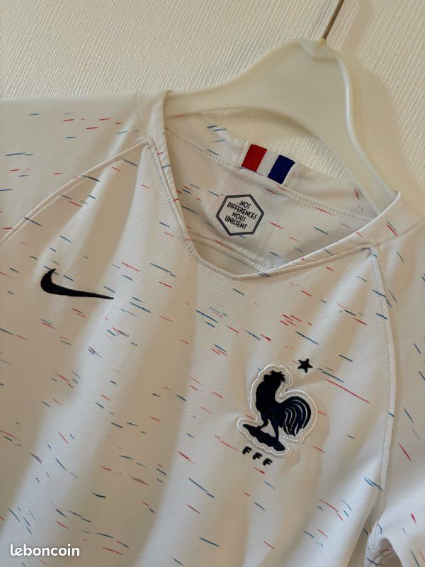 Maillot de foot de l’équipe de France 🇫🇷 - Taille M 137/147 - Nike (image 2)
