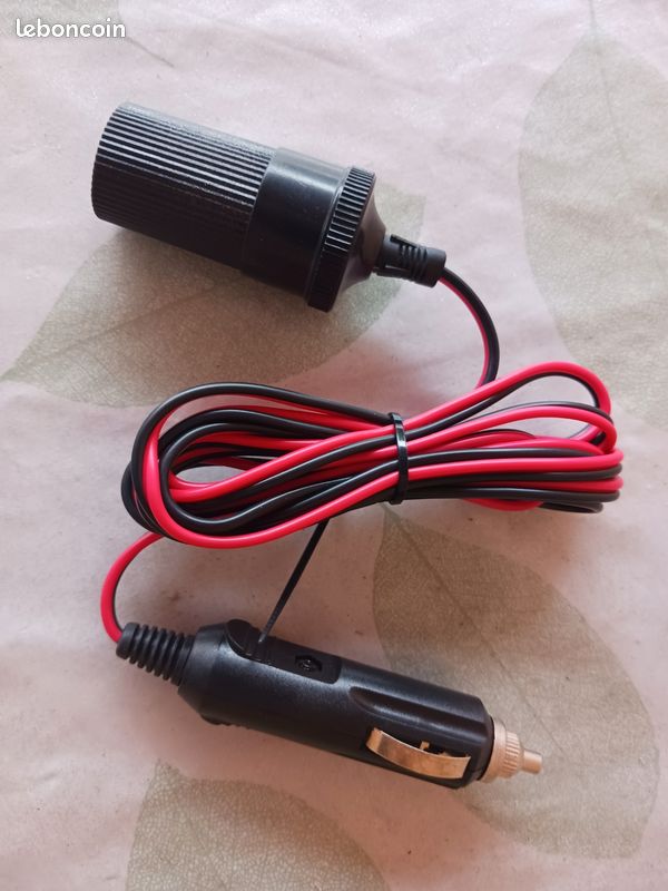 Cable rallonge allume cigare voiture 12/24 volts longueur 2 mètres (image 1)