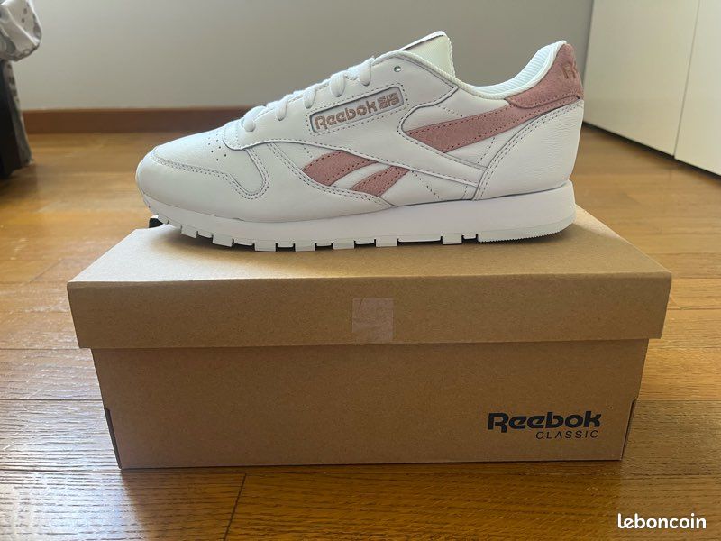 Reebok Classic Leather neuves - 38 - Chaussures