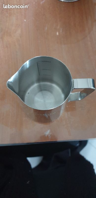 Lot de vaisselle en inox (image 7)