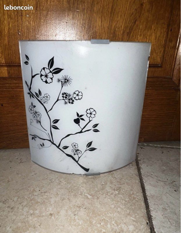Applique murale en verre décor fleurs (image 1)