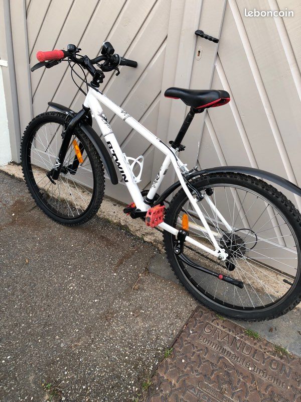 Vélo VTT Enfant 24 Pouce Décathlon B’TWIN Rockrider 300 tout équipé (image 10)