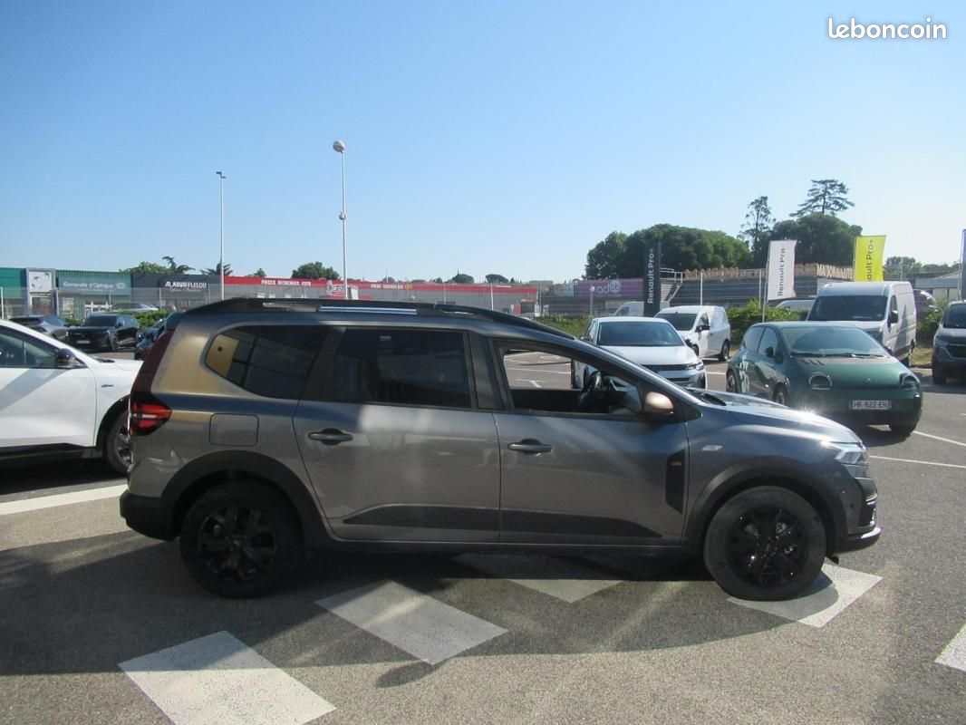 Dacia Jogger Hybrid 140 7 places GSR2 Extreme (image 4)