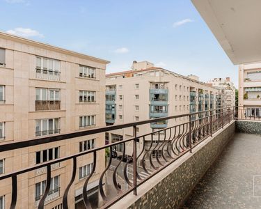 Appartement 750 000 € - 125 m²