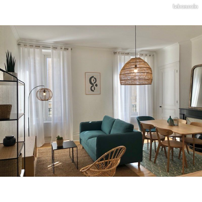 Appartement 3 pièces 54 m² · à Saint-Étienne · 54 m² · 690 €