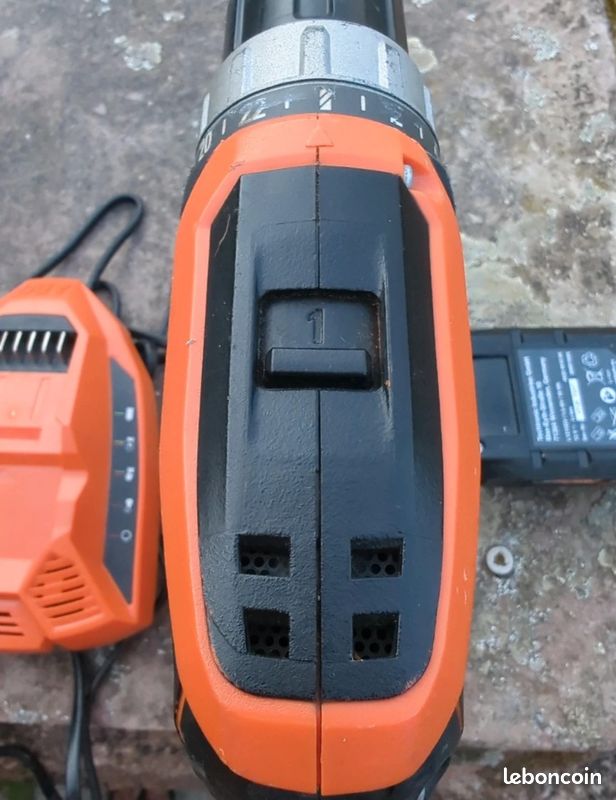 Perceuse visseuse AEG + batteries + chargeur (image 5)