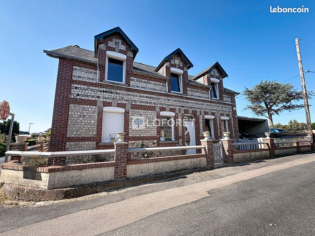 Maison 6 pièces 170 m² · à Senneville-sur-Fécamp · 170 m² · 278 500 €
