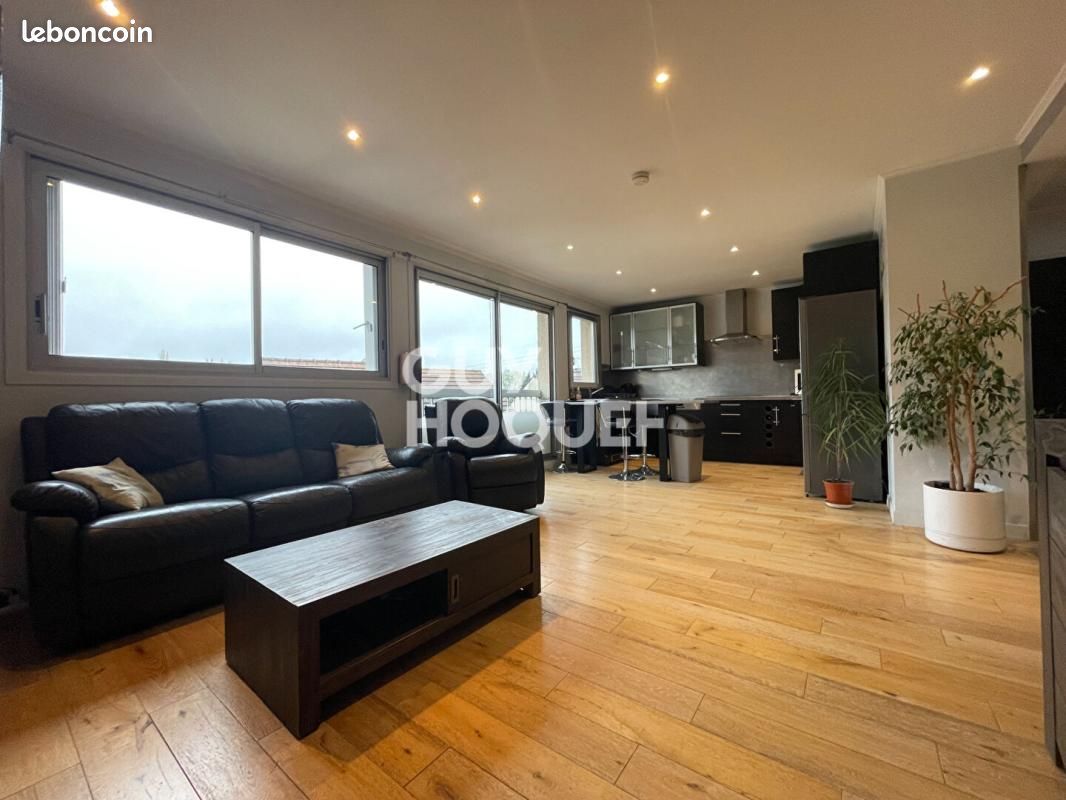 Appartement 3 pièces 93 m² · à Ozoir-la-Ferrière · 93 m² · 235 000 €