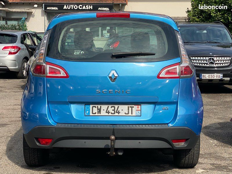 Renault Scenic III PH2 1.5DCi 110CH Automatique EDC Energy Business Eco2 (image 4)