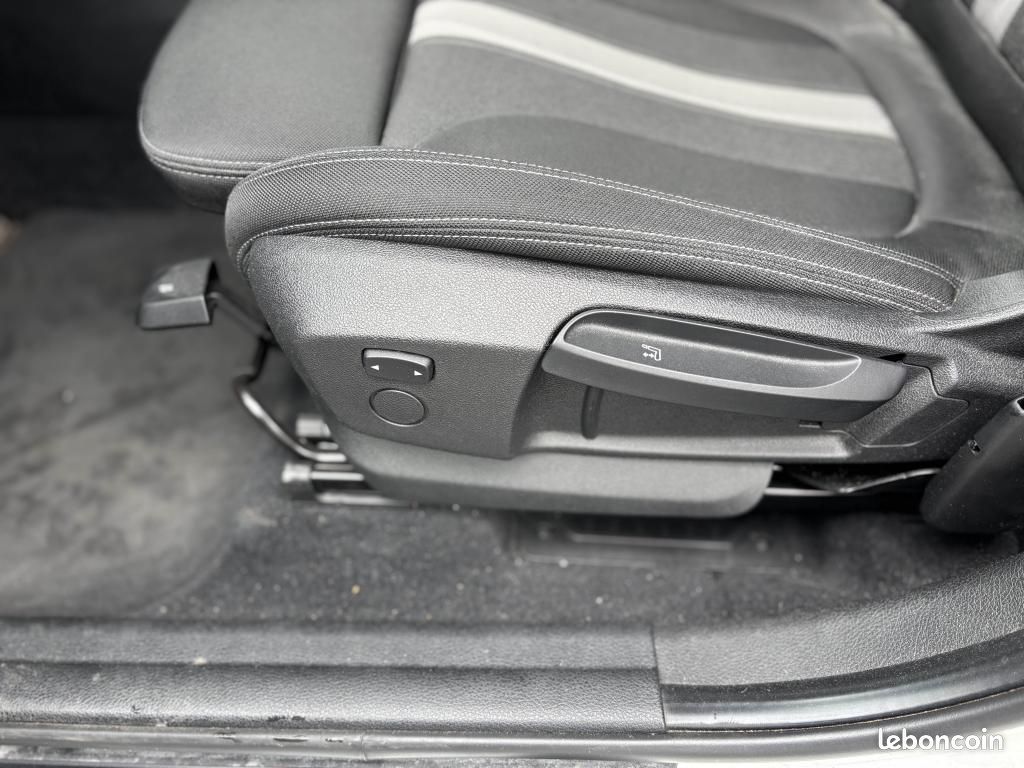 BMW SERIE 2 216dA Active Tourer - F45 Sport (image 11)