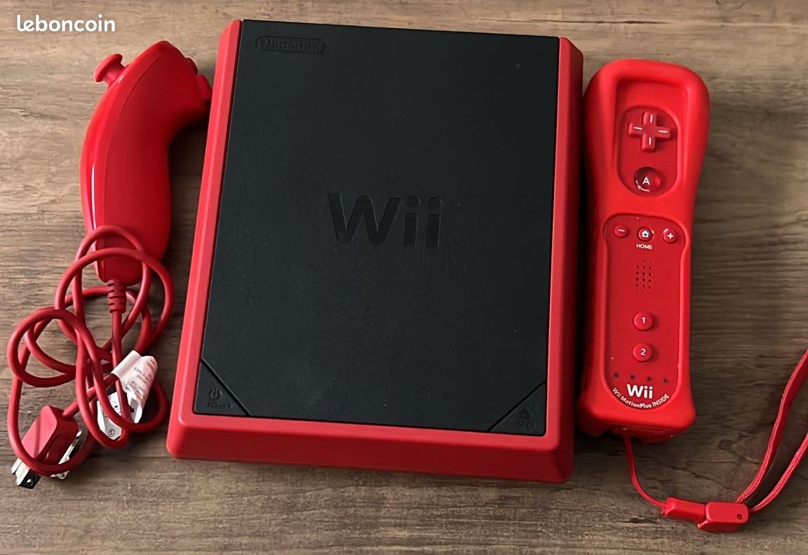 Mini wii rouge (image 2)