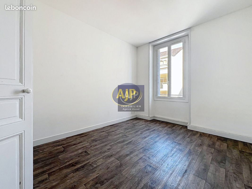 Appartement 1 pièce 27 m² (image 2)