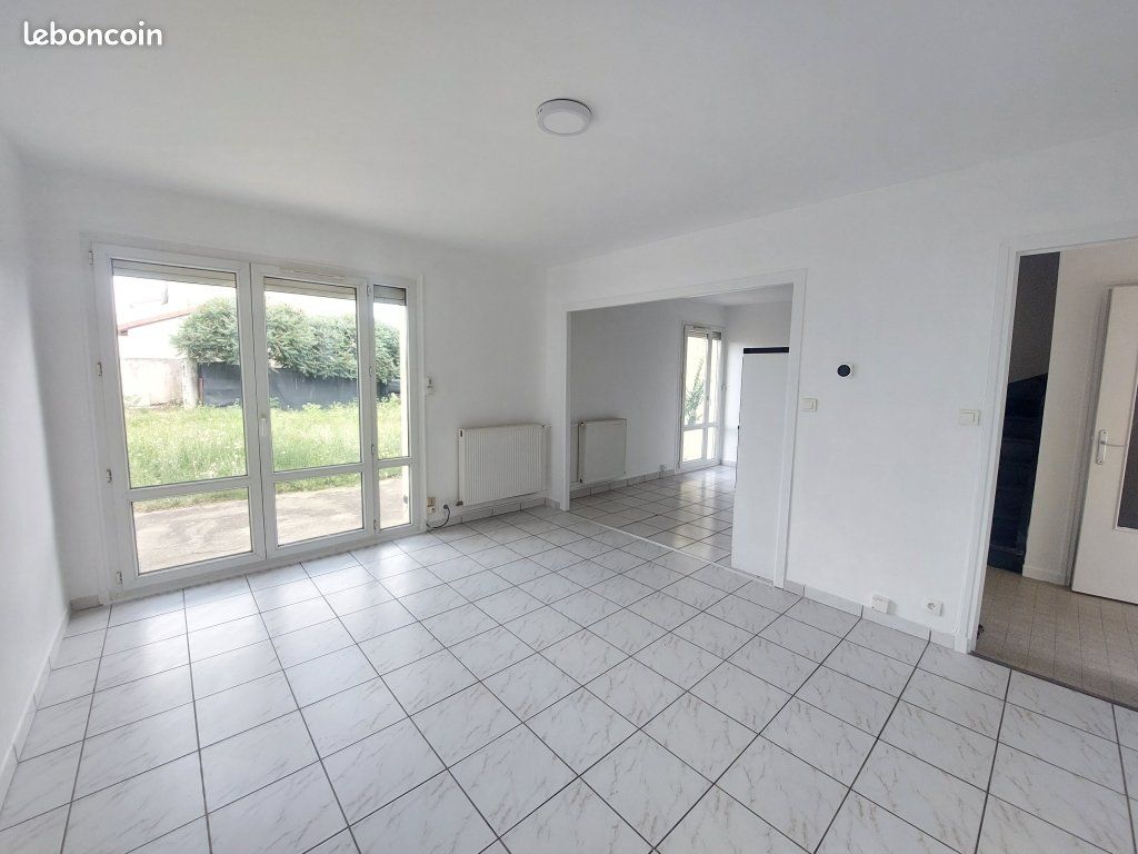 Maison 5 pièces 78 m² · à Saint-Cyprien · 78 m² · 900 €/mois