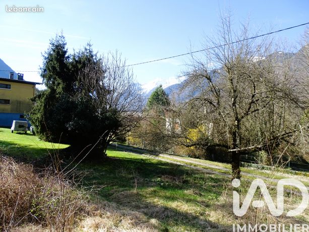 Terrain 844 m² Épierre