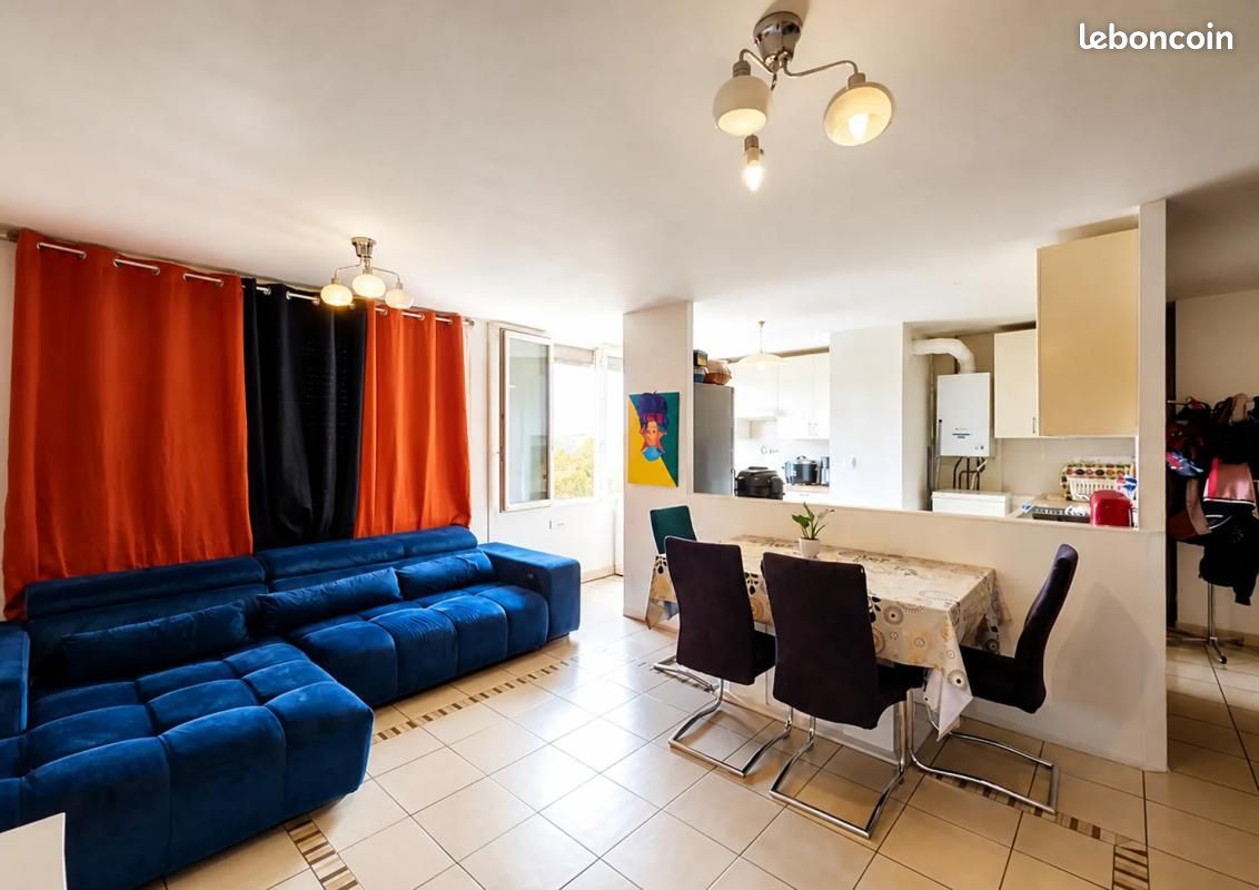 Appartement 4 pièces 88 m² · à Corbeil-Essonnes · 88 m² · 165 000 €