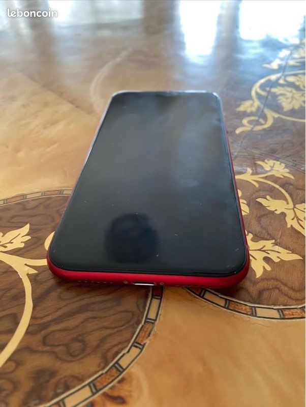 IPhone XR je le vend pas cher et négociable (image 3)