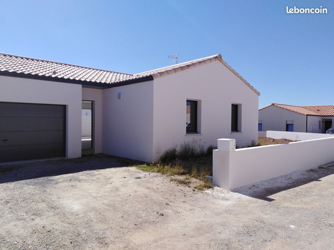 Maison 4 pièces 92 m² · à Aizenay · 92 m² · 930 €