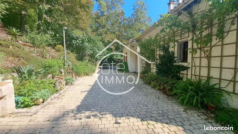 Maison 6 pièces 141 m²