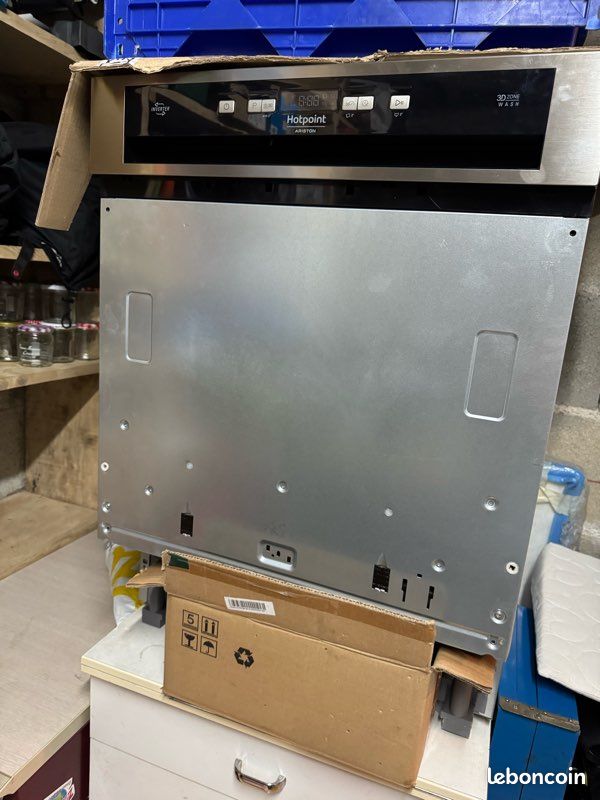 Lave vaisselle hotpoint (image 1)
