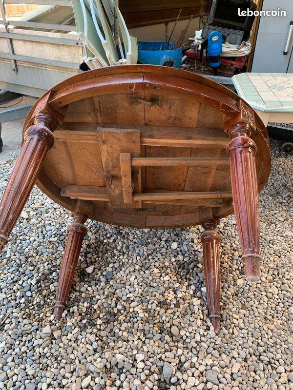 Table merisier ovale (image 4)