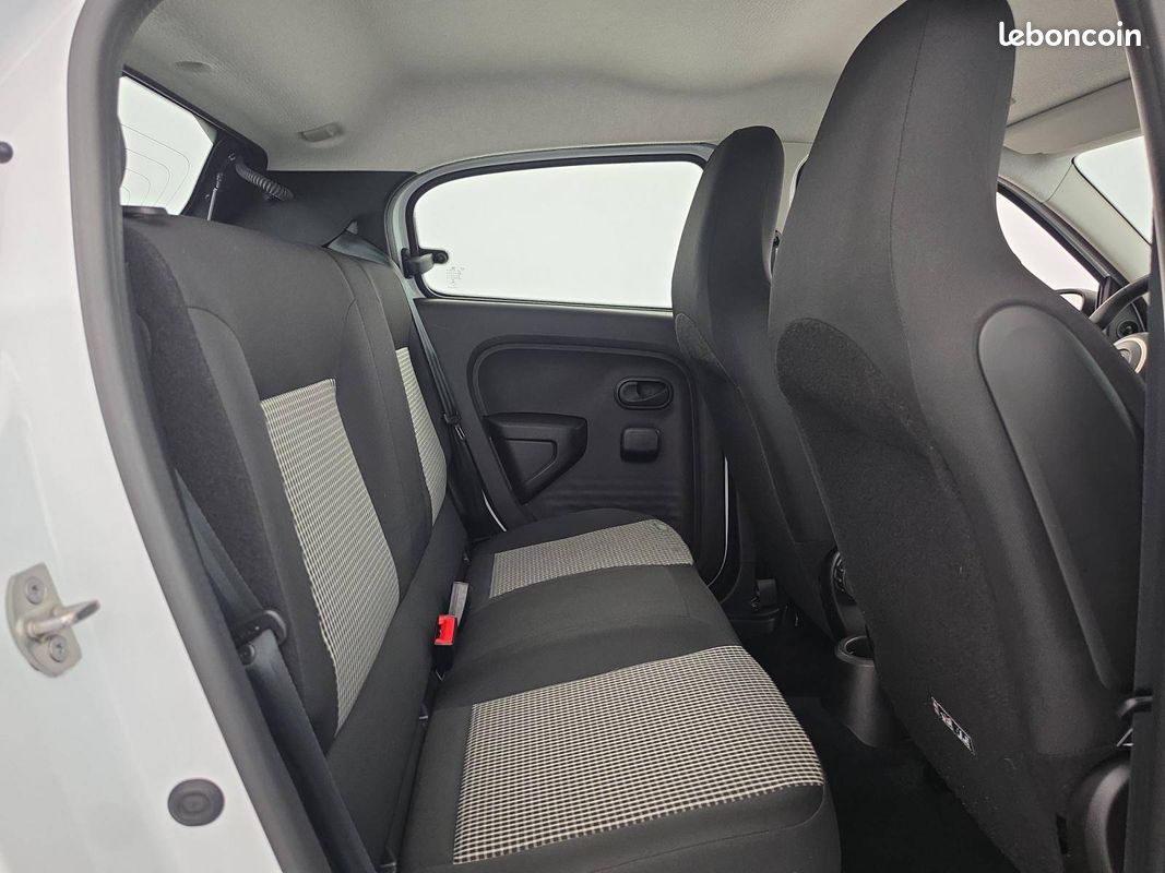RENAULT Twingo III E-Tech Authentic (image 16)