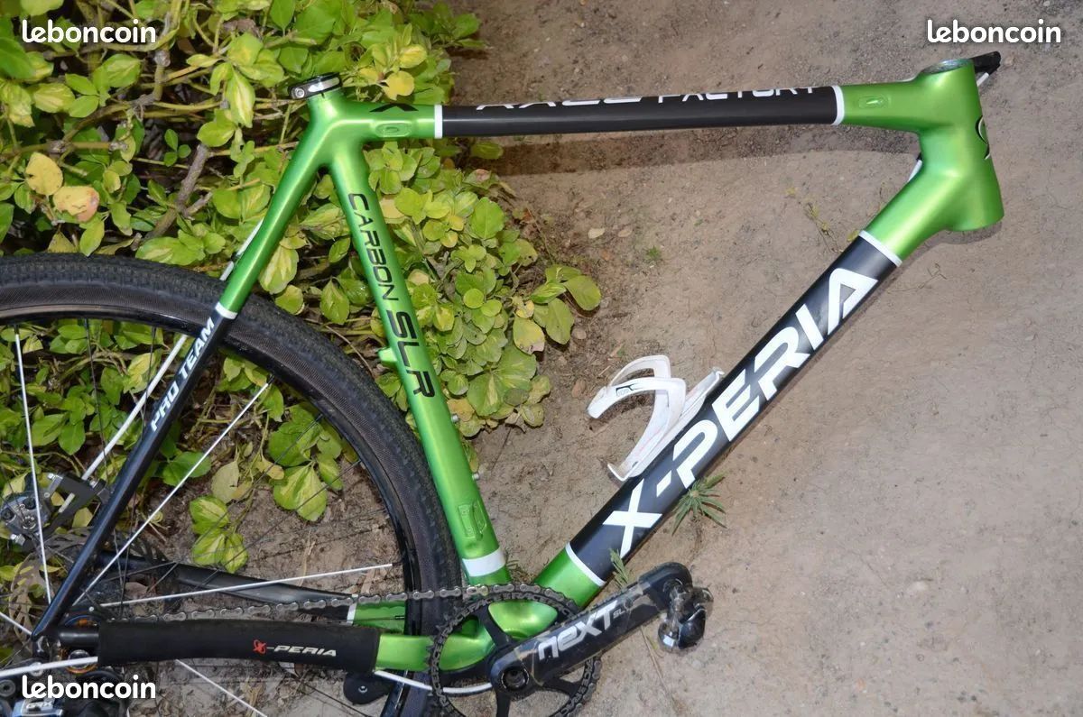 vélo cadre gravel carbone Cadre gravel Full Carbone Taille 56cm servit fois comme neuf