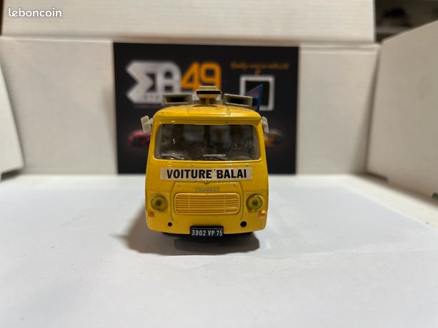 1/43 Peugeot J7 TdF Cycliste 1969 Norev