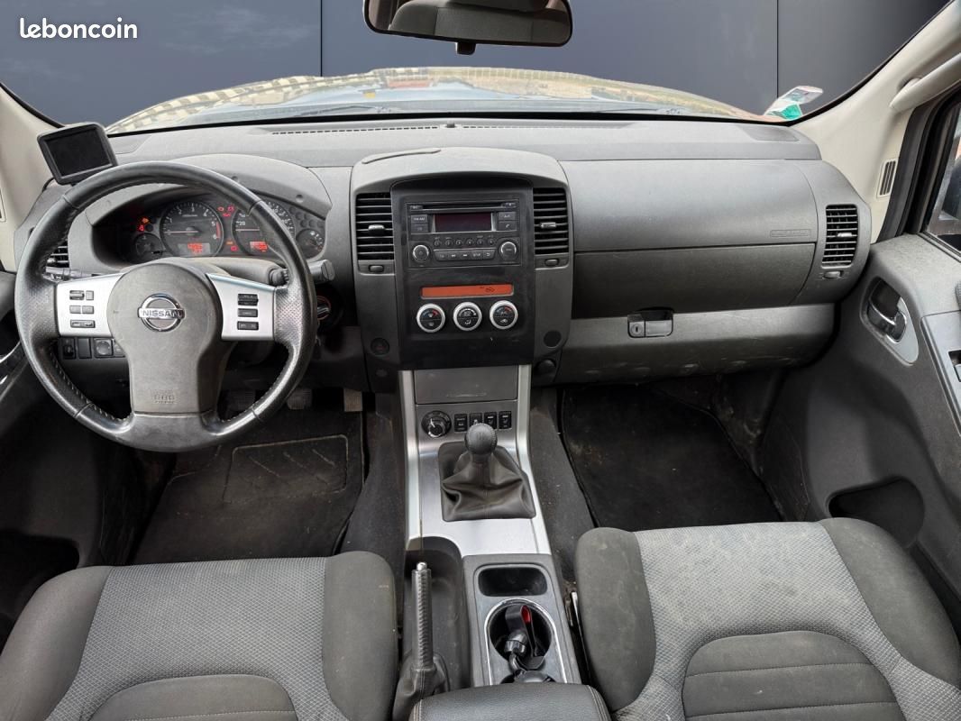 Nissan Navara TVA récupérable 15992 HT /TVA recupérable 15992HT/4 Pneus Neuf/ Attelage/ (image 15)