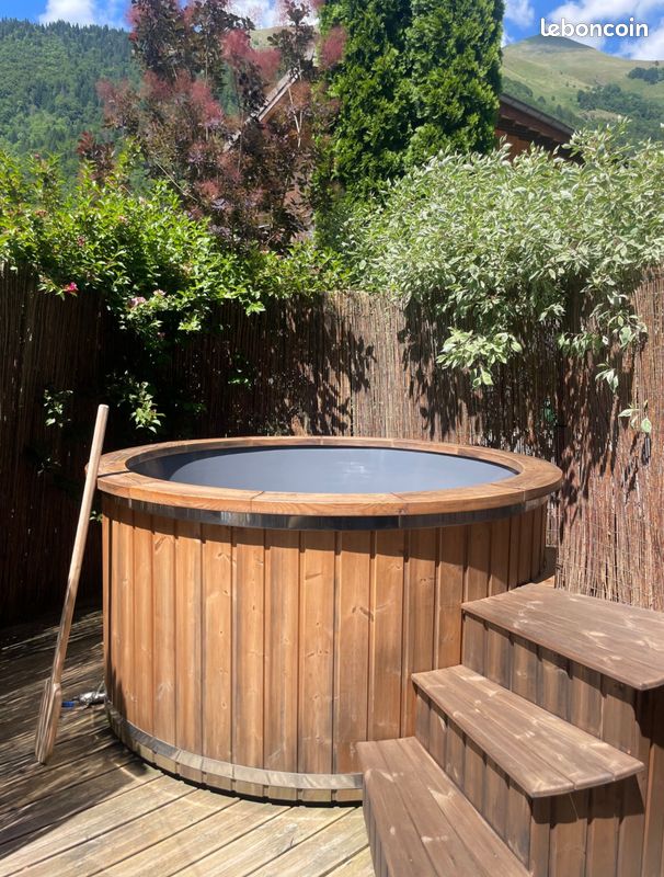 Bain Nordique || Hot Tub (image 3)