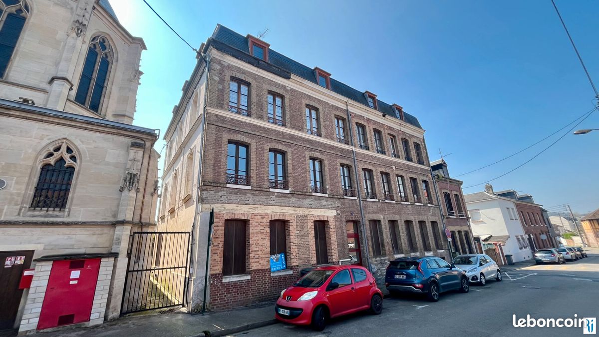 Immeuble 21 pièces 436 m² · à Caudebec-lès-Elbeuf · 436 m² · 420 000 €