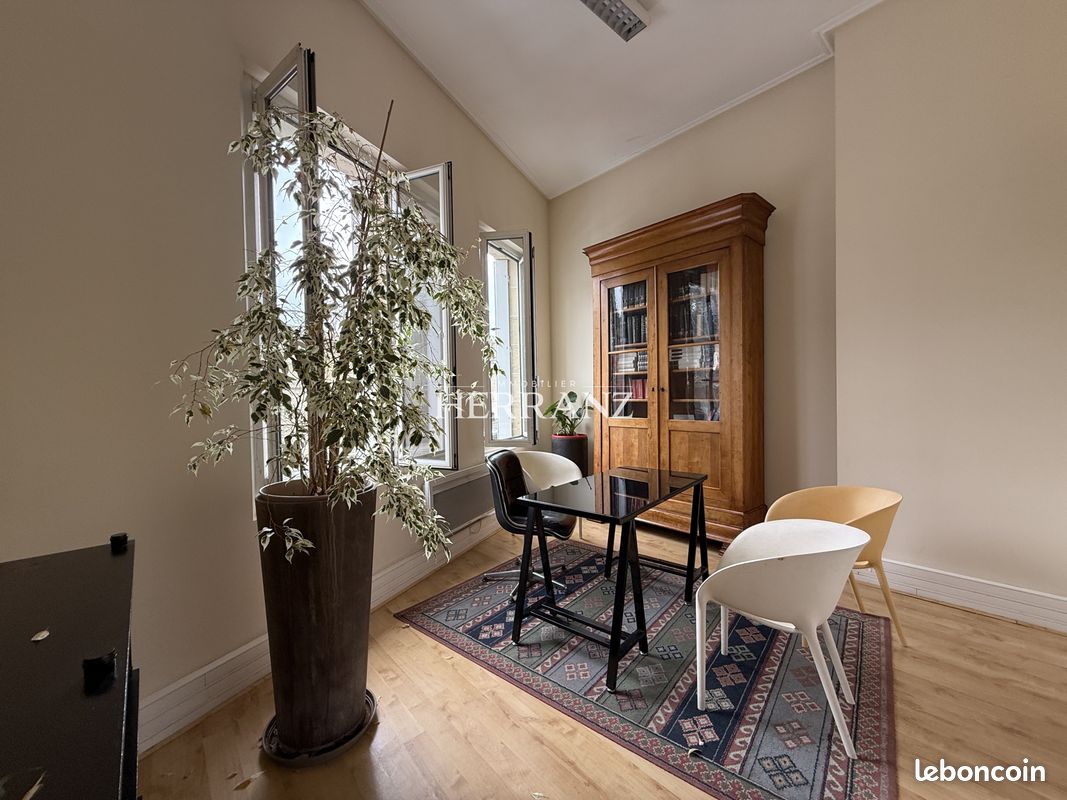 Immeuble 9 pièces 269 m² · à Libourne · 269 m² · 654 900 €