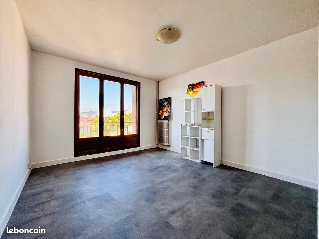 Appartement 3 pièces 61 m² · à Marseille · 61 m² · 950 €/mois