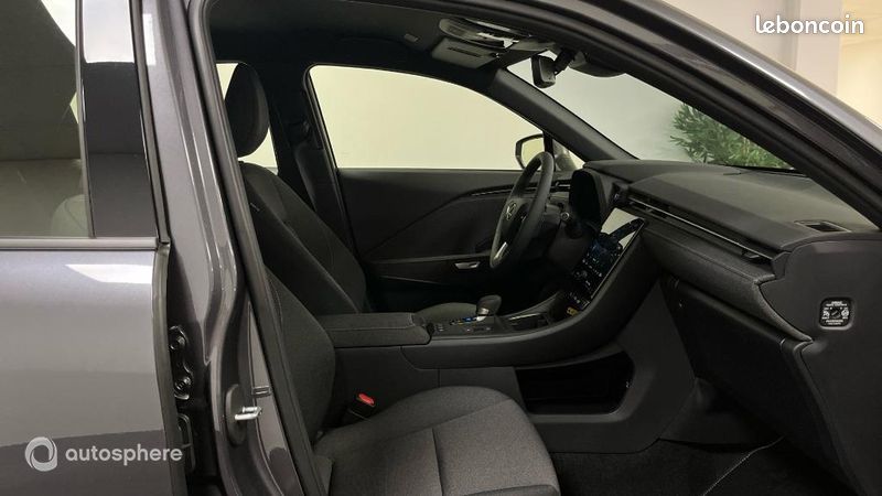 Lexus Lbx 1.5 136ch Business Plus 2WD MY26 (image 15)