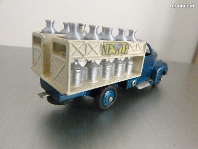 Dinky Toys Réf. 25O – Camion Studebaker Laitier, Miniature Métal D'occasion