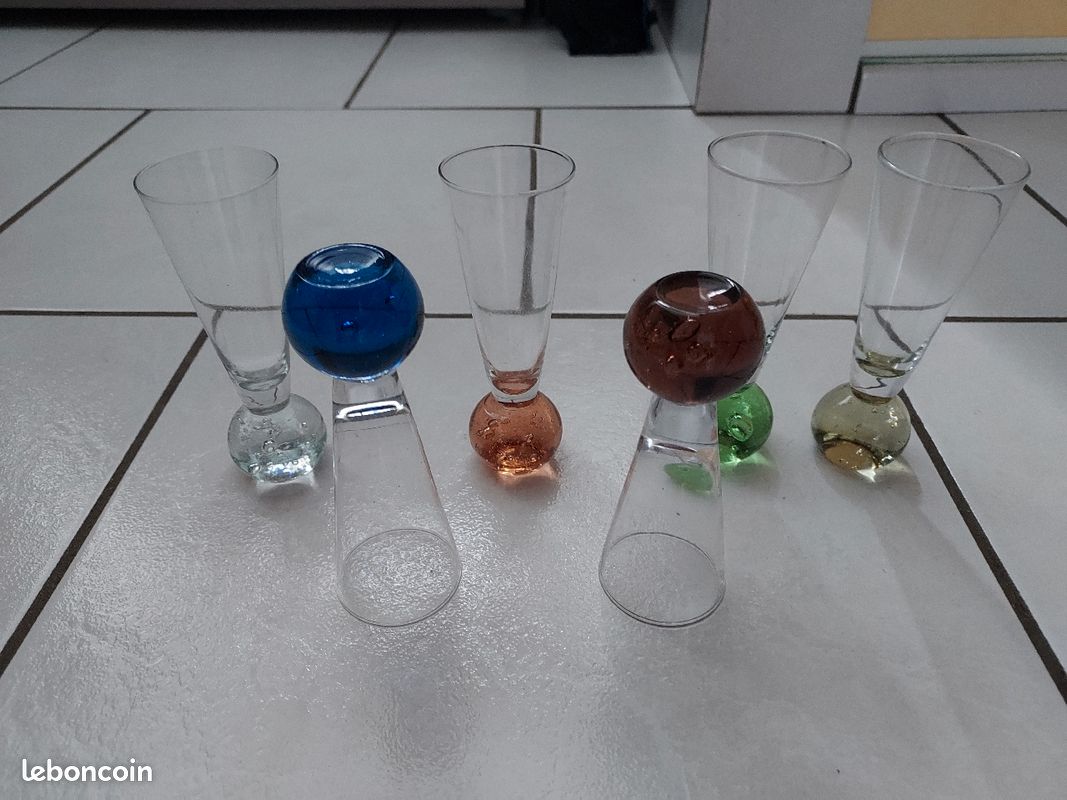 6 verres à digestif neufs (image 1)