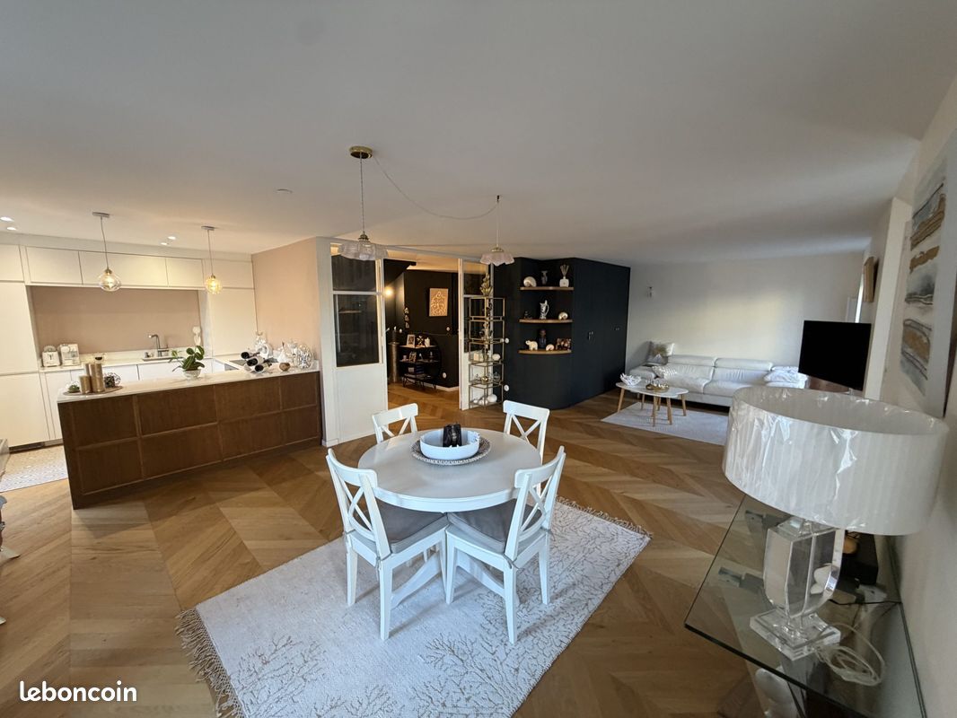 Appartement 4 pièces 97 m² · à Bordeaux · 97 m² · 699 000 €