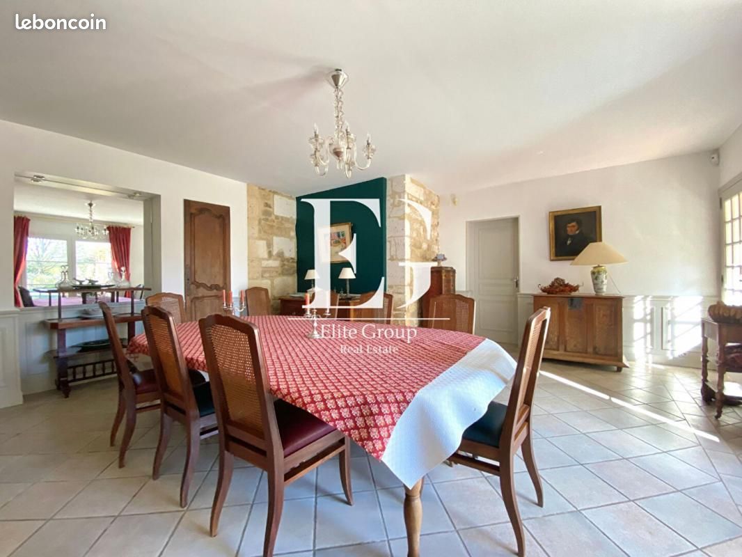 Maison 10 pièces 331 m² - Touvre 16600 (image principale 7)