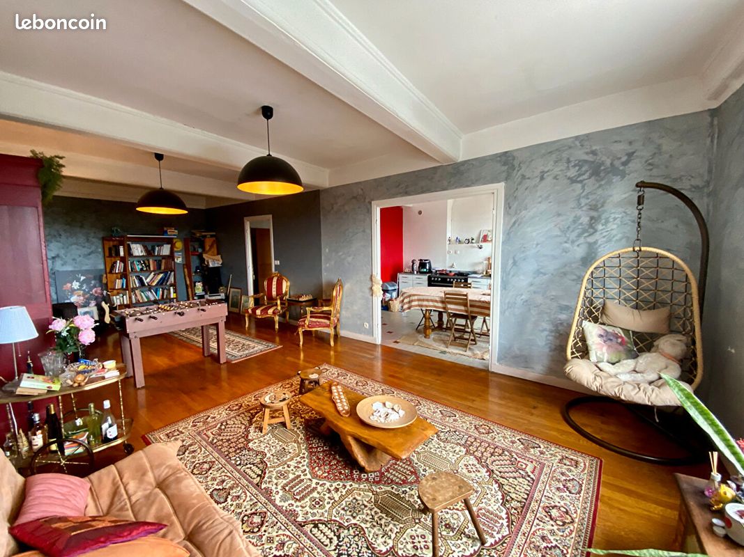 Maison 5 pièces 170 m² · à Neyron · 170 m² · 205 000 €