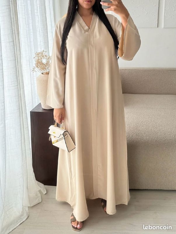 Abaya (image 1)
