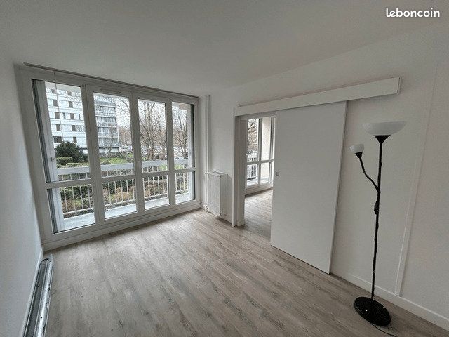 Appartement 3 pièces 70 m² · à Chelles · 70 m² · 899 €