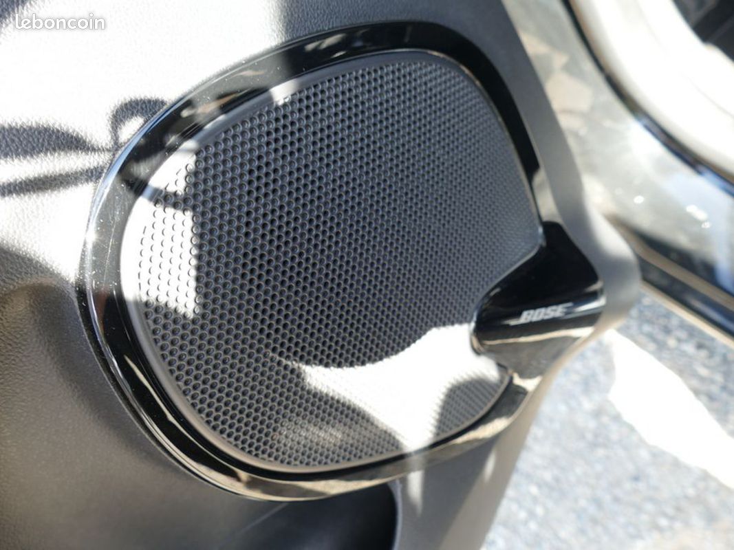 RENAULT CLIO IV TCE 120 Ch INITIAL PARIS BVM6 (image 18)