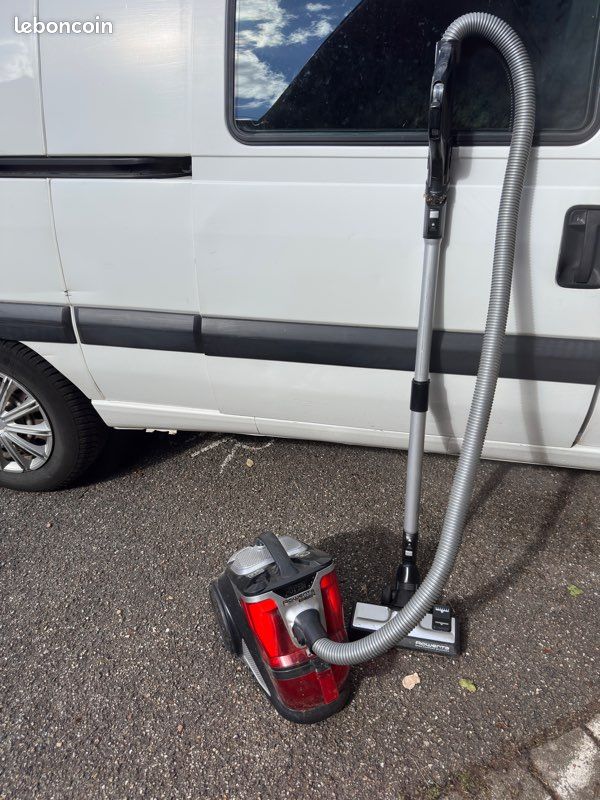Multi Cyclonic Rowenta Silence Force Extreme System Aspirateur